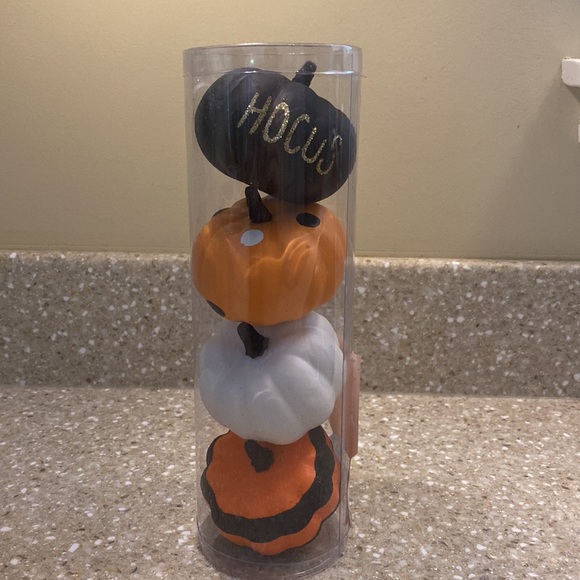 Mini Decor Pumpkins. - Picture 2 of 2